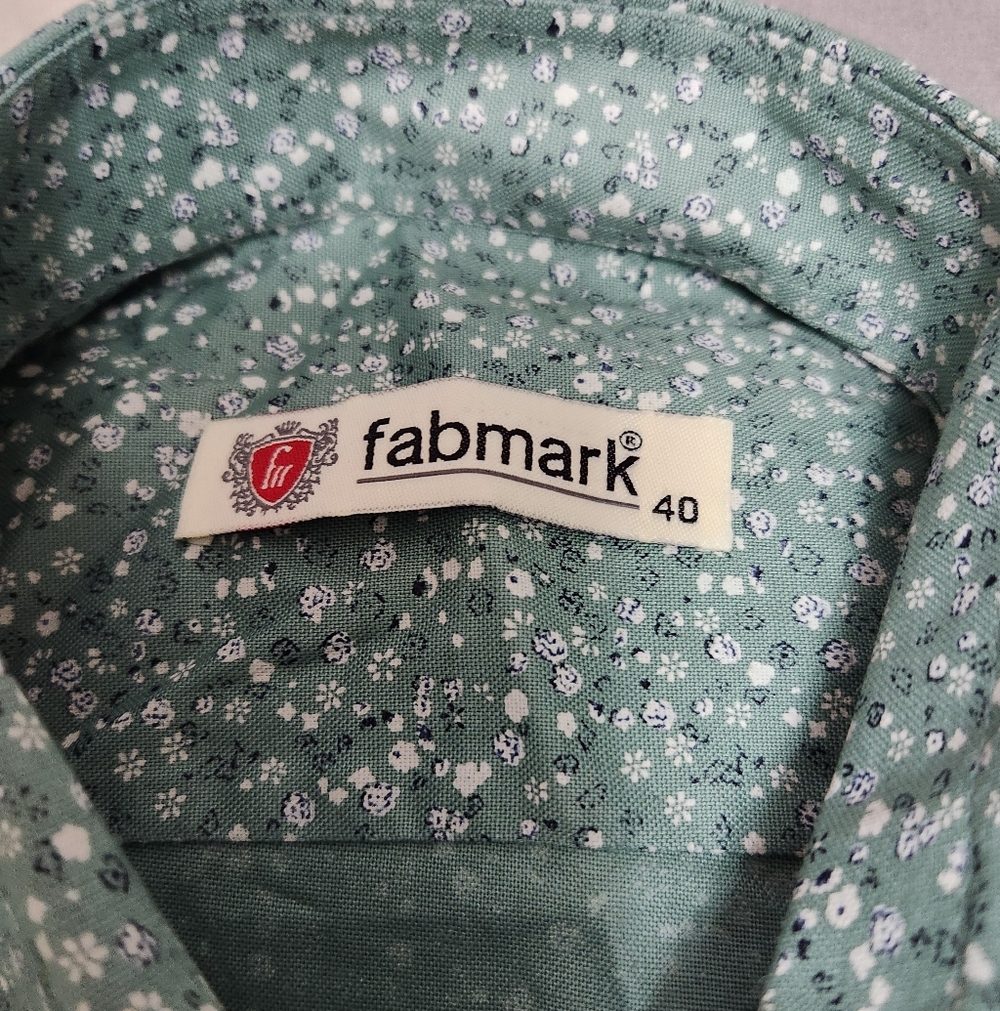 Fabmark Men's Green Floral Shirt